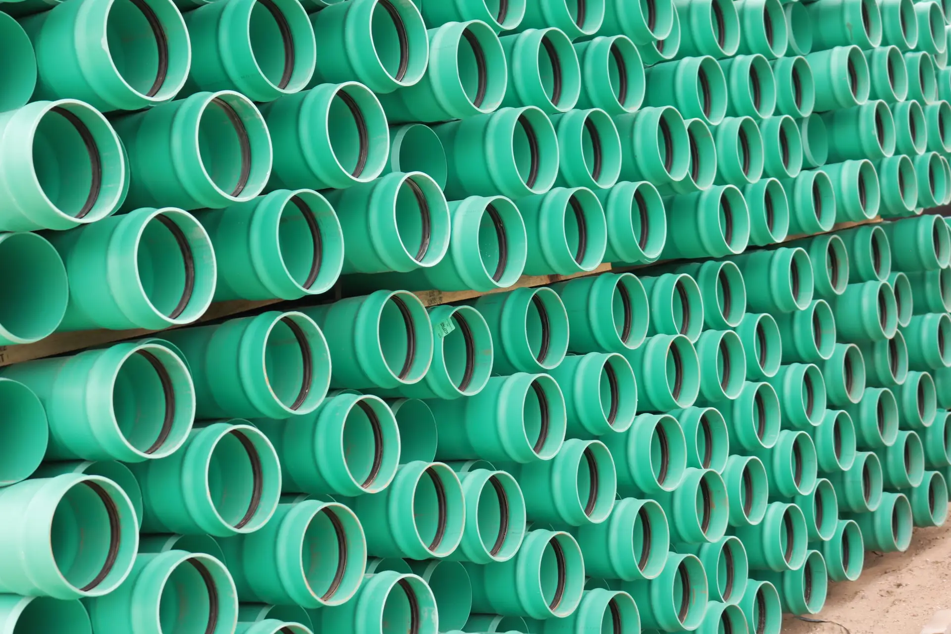 The Essential Guide to PVC & HDPE Piping Systems: Why Contractors Choose GP Distributors for Quality and Speed